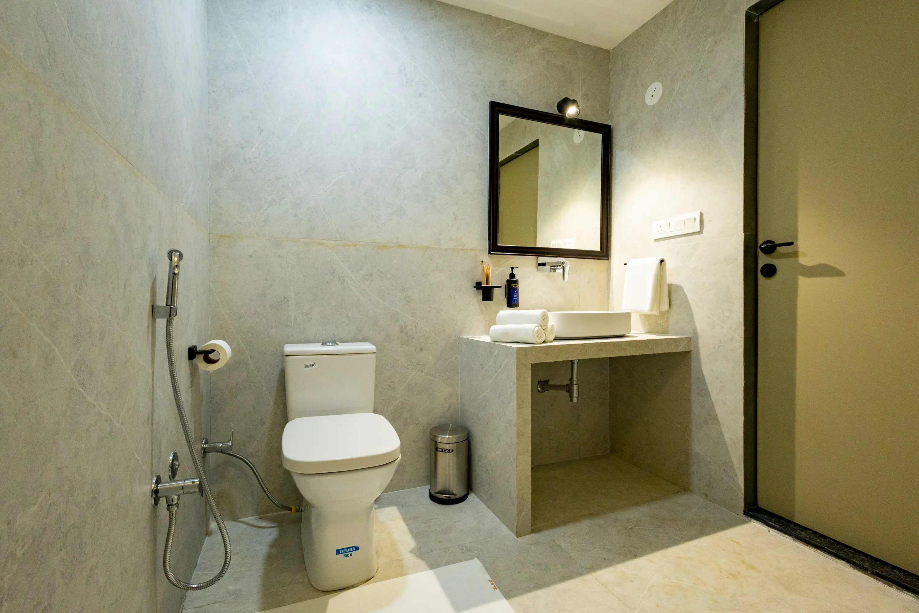 Brindha Villa Bath