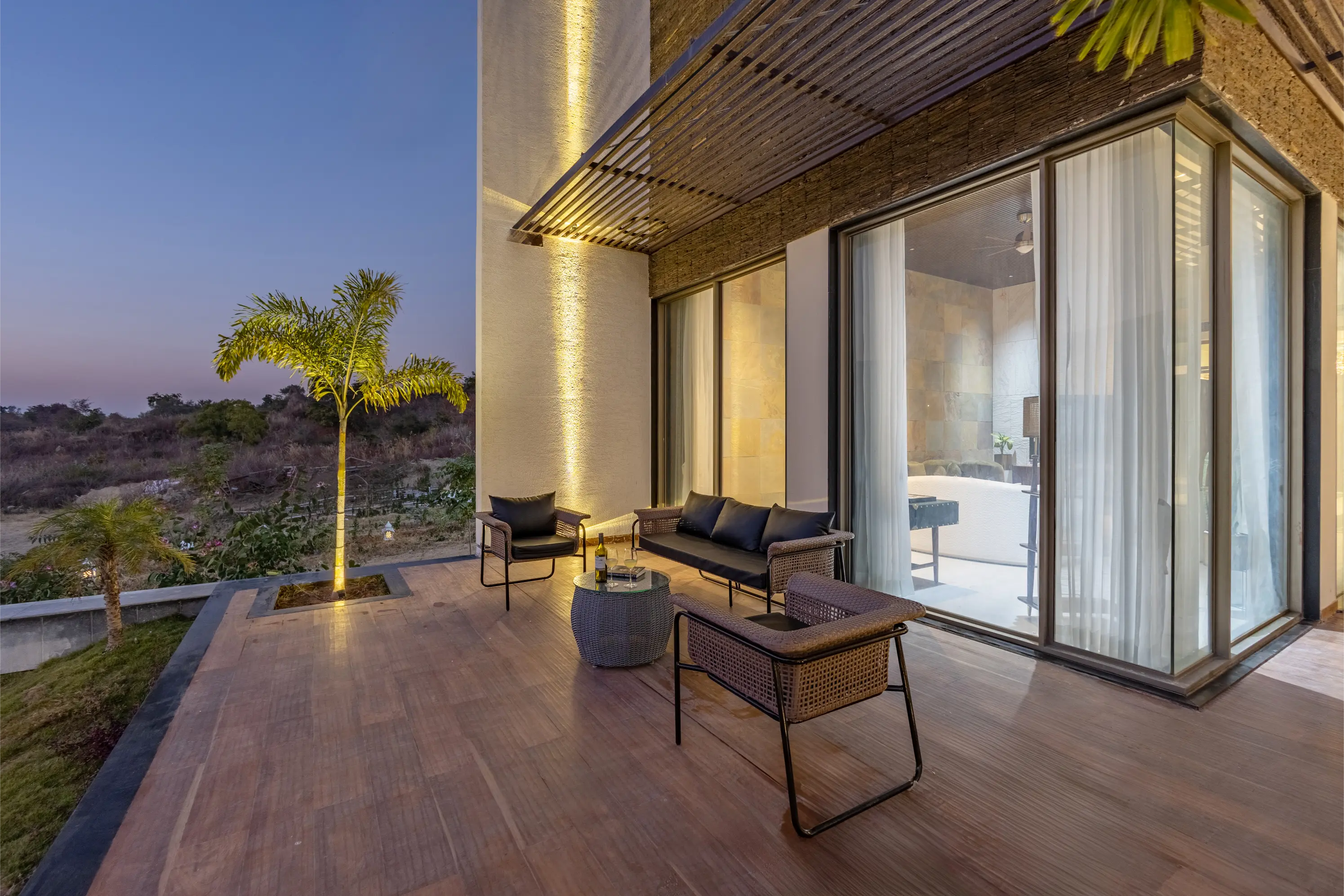 Kvanya Mansion Living