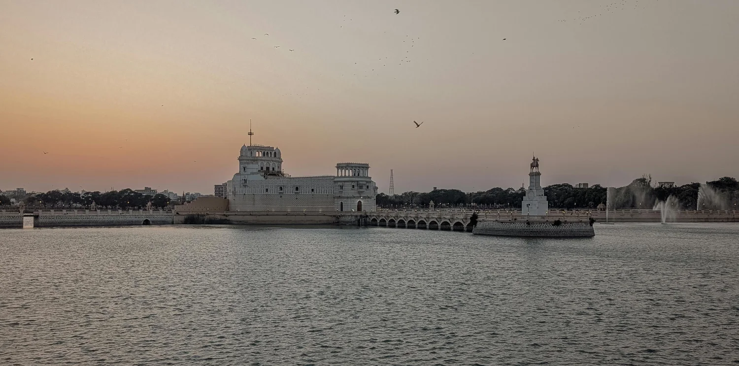 Luxury Stay at Orchid Hotel Near Mumbai Airport Luxury Hotel Room in Vile Parle East – Orchid Hotel Mumbai Near Airport