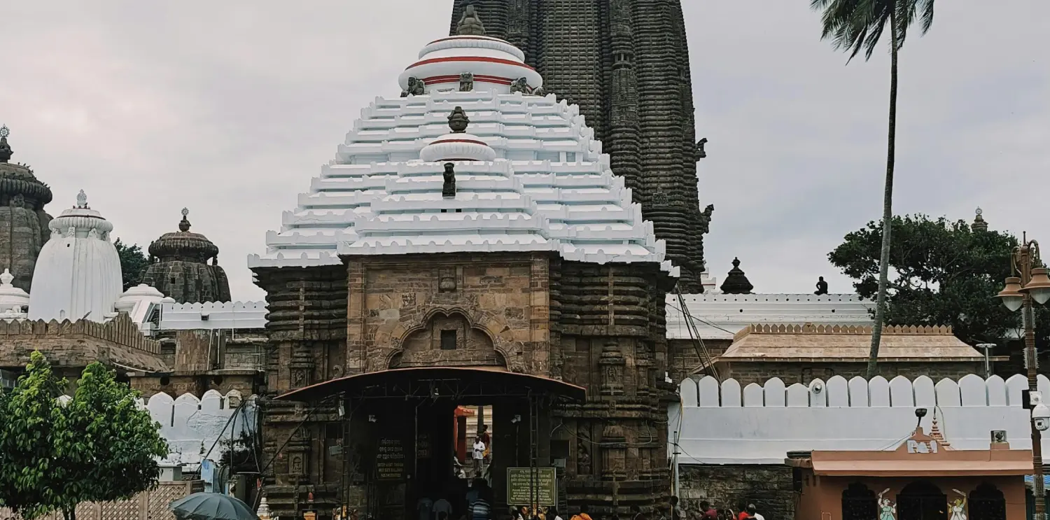 Luxury Stay at Orchid Hotel Near Mumbai Airport Luxury Hotel Room in Vile Parle East – Orchid Hotel Mumbai Near Airport