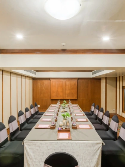 Mumbai’s Favorite Karaoke Lounge – Orchid Vile Parle Premium Karaoke in Vile Parle at Orchid Hotel – Best Party & Entertainment Spot