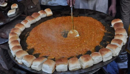 Pav bhaji stand in Mumbai