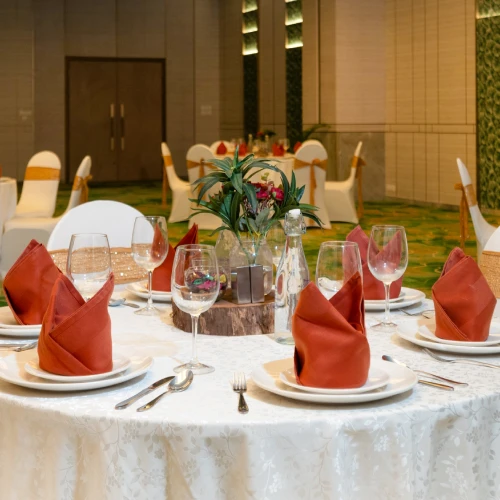 Elegant banquet seating setup for conferences and celebrations in Pune Elegant banquet seating setup for conferences and celebrations in Pune