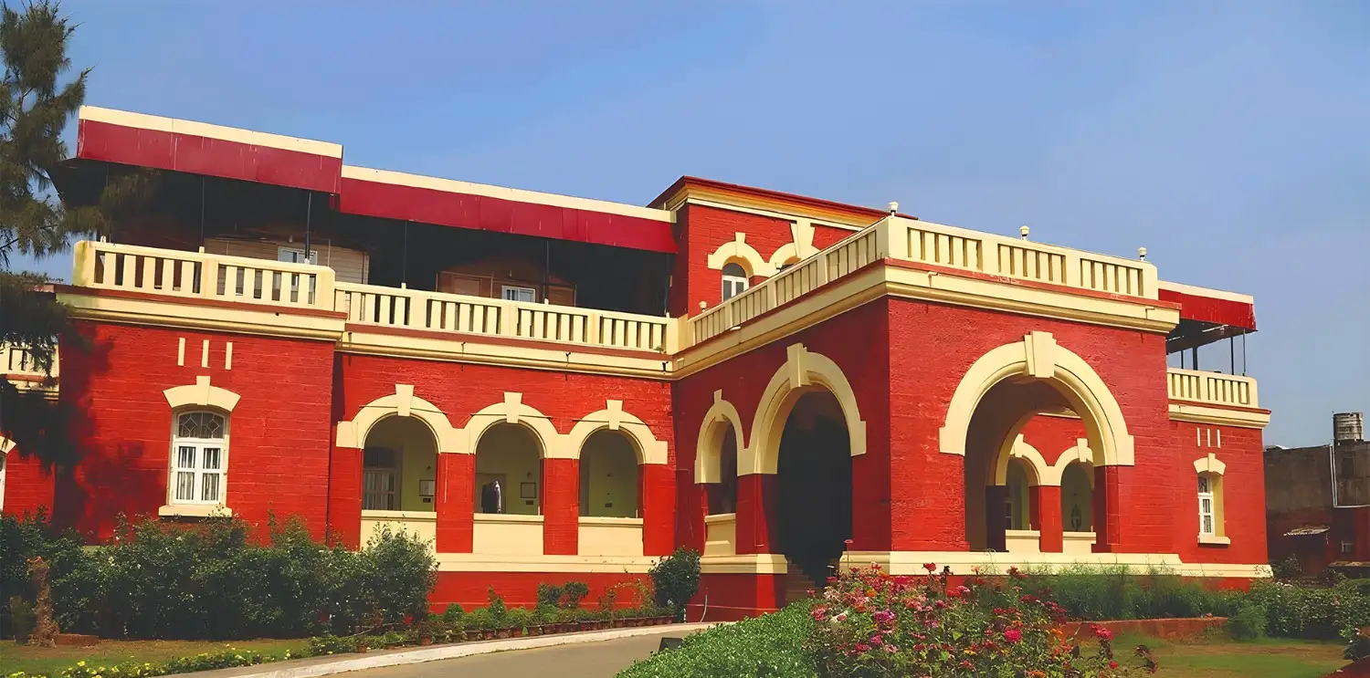 Grand hotel exterior of Mahodadhi Palace in Puri showcasing its majestic heritage architecture