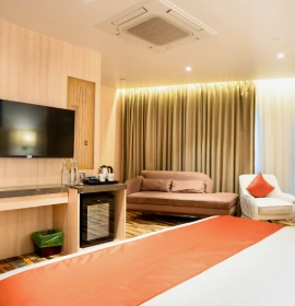 luxurious hotel suites orchid