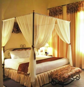 Non-AC Day Use Room at Mahodadhi Palace Non-AC Day Use Room at Mahodadhi Palace - Affordable Comfort