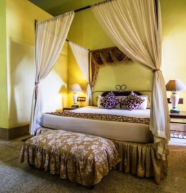 Heritage Deluxe Room at Mahodadhi Palace - Puri
