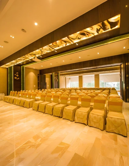 Book Outdoor Banquet Venue in Panchgani for Receptions, Parties & Celebrations