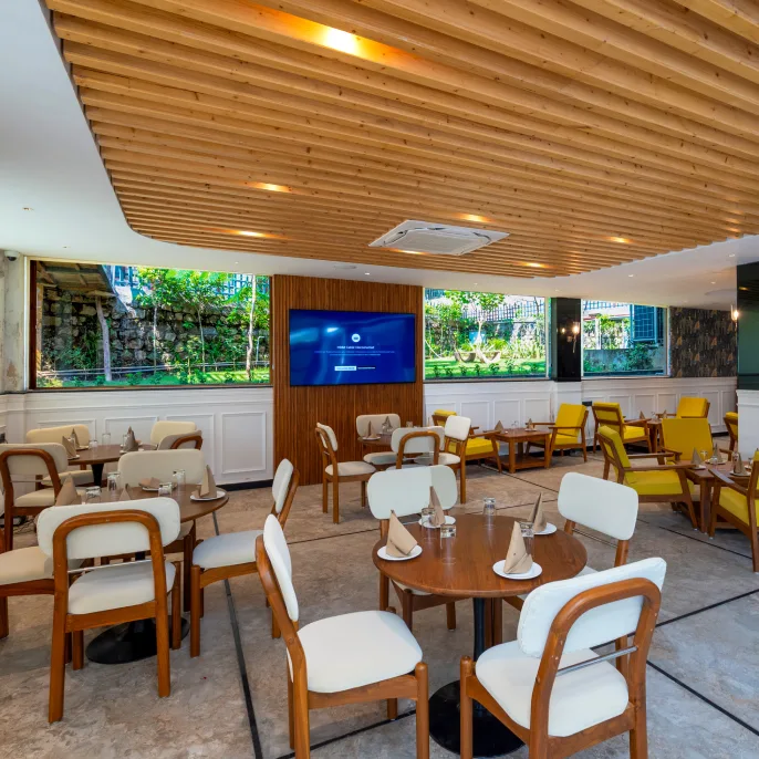 Halaahal Bar & Lounge - Luxury Bar near Byasi, Rishikesh Premium Halaahal Bar & Lounge at The Orchid Rishivan near Byasi, Rishikesh serving signature cocktails with panoramic Himalayan views