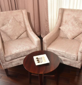 Romantic suite with scenic views in Shimla