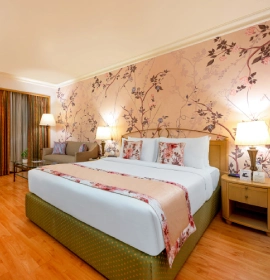 Book Spacious Deluxe Room with Elegant Interiors in Vile Parle Mumbai