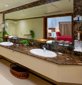 Comfortable Mayflower Suite Stay at Hotel Near T1 and Mumbai Airport